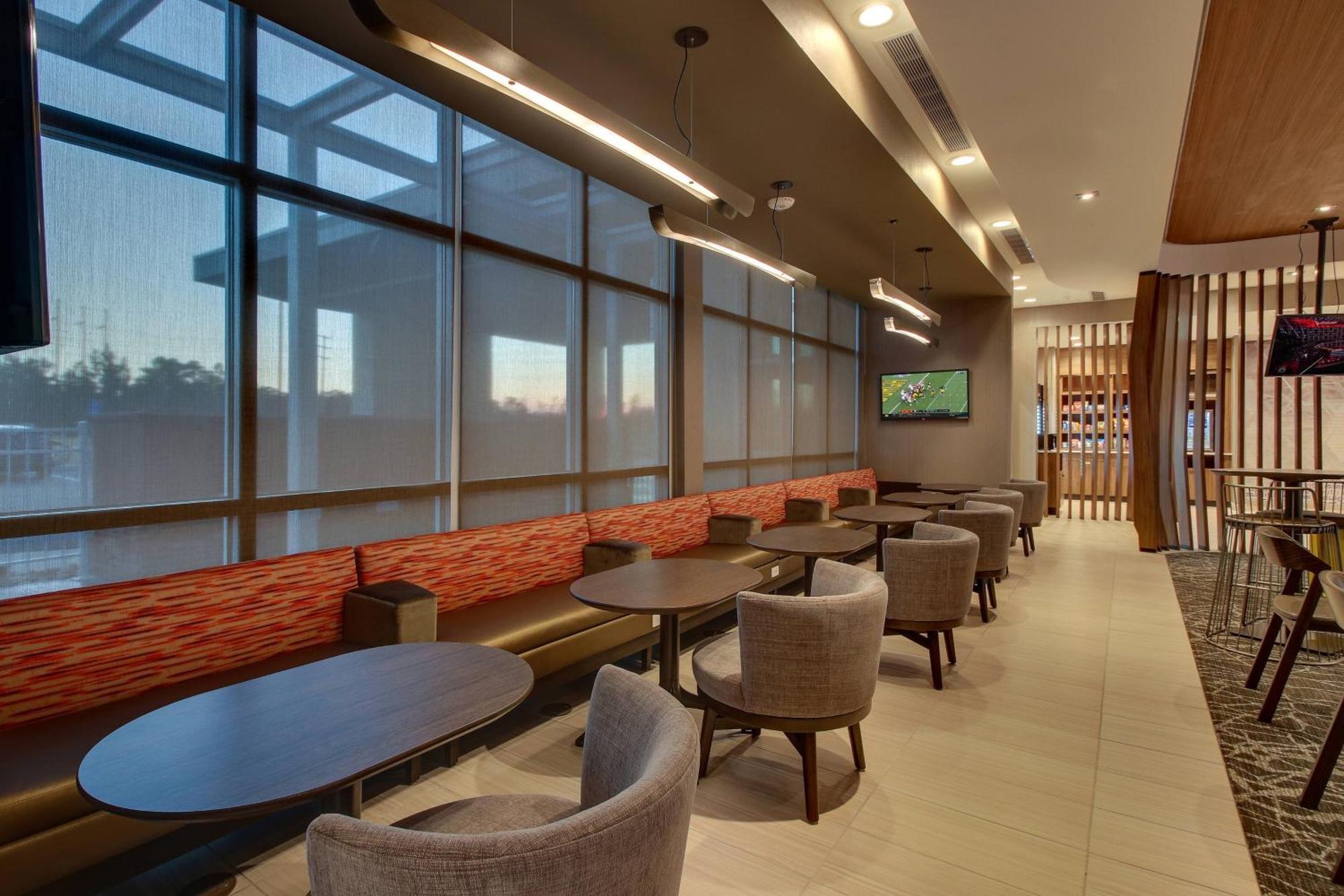 Springhill Suites By Marriott Gulfport I-10 Exterior photo