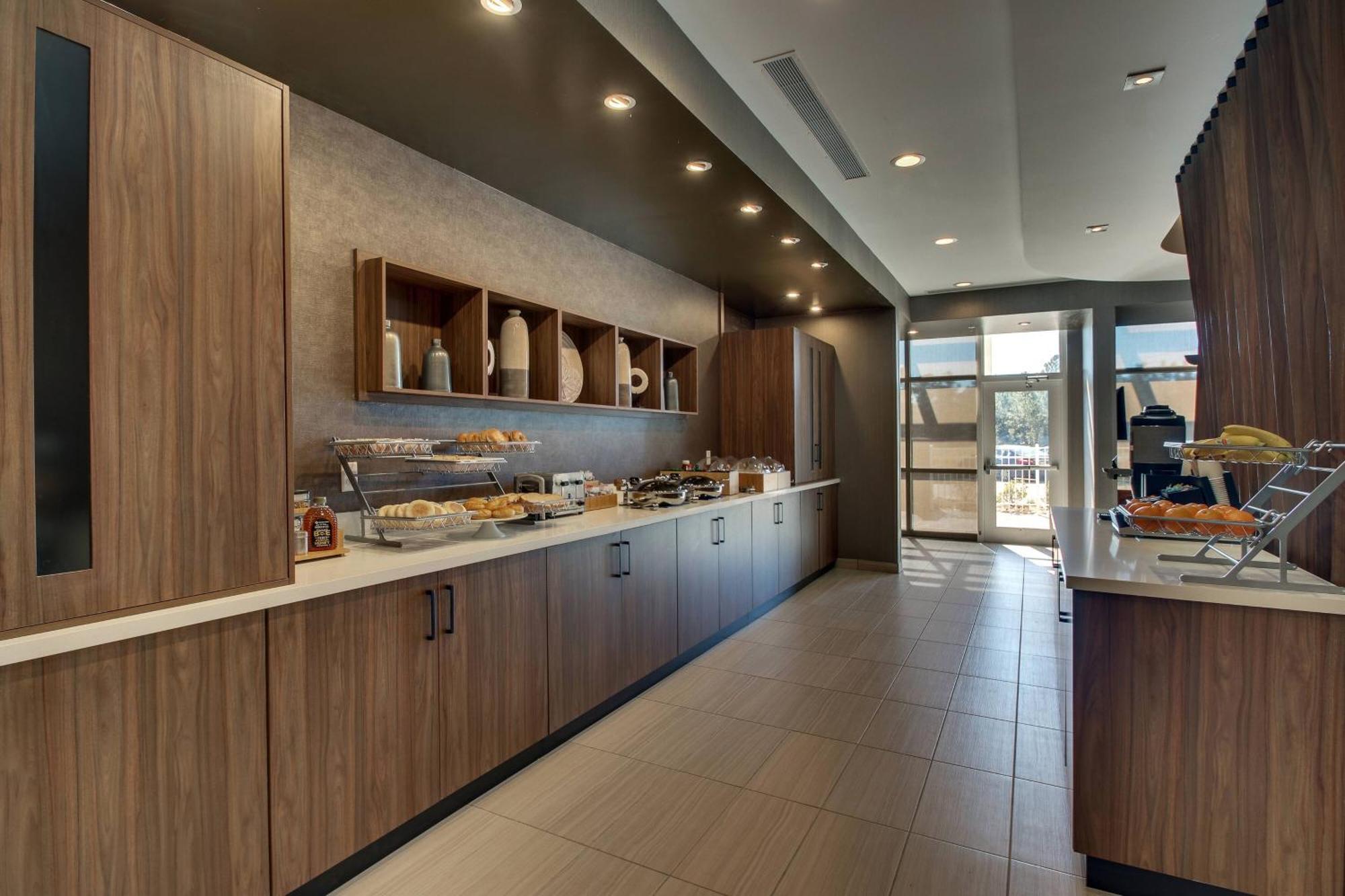 Springhill Suites By Marriott Gulfport I-10 Exterior photo